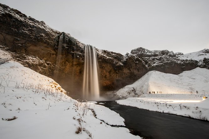 Reykjavik: Glacier Lagoon, Diamond Beach & South Coast Day Tour - What the $202 price really buys you
