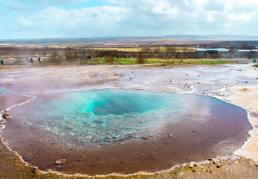 Reykjavík: Golden Circle Afternoon Tour - Thingvellir: law, volcanoes, and a dramatic opening