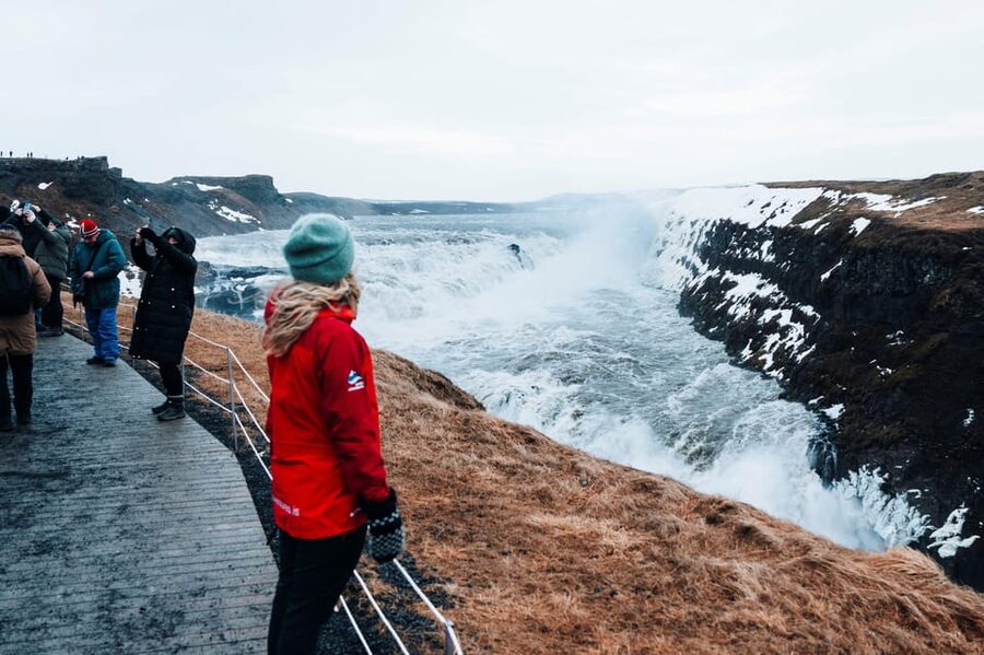Reykjavík: Golden Circle and Silfra Snorkeling Combo Tour - Geysir and Strokkur deliver Iceland’s steamy show