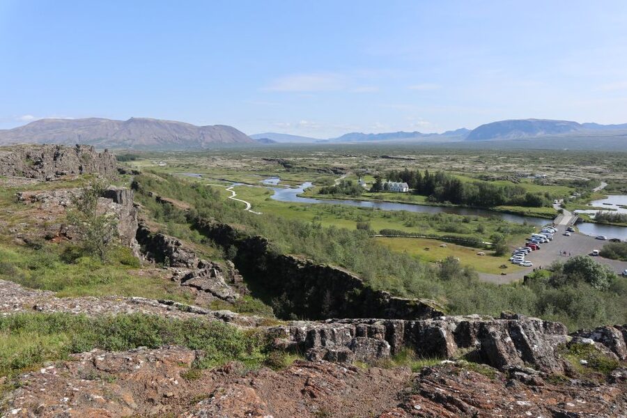 Reykjavík: Golden Circle Geological Jeep Day Trip - The jeep, group size, and pace