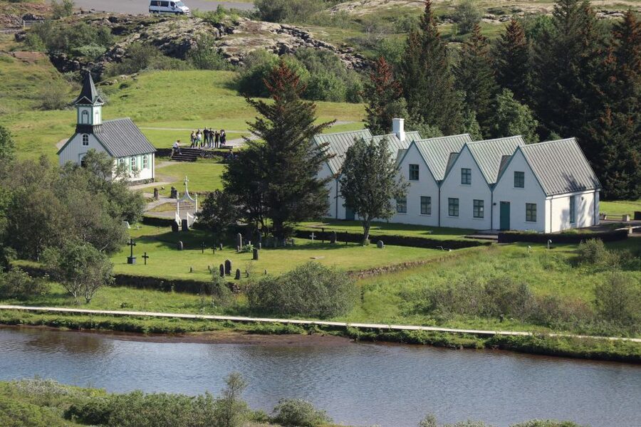 Reykjavík: Golden Circle Geological Jeep Day Trip - What the guide can add to your day