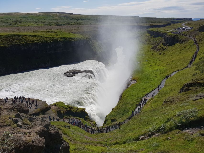 Reykjavik: Golden Circle, Kerid Crater, & Blue Lagoon Tour - What the $243 price really covers
