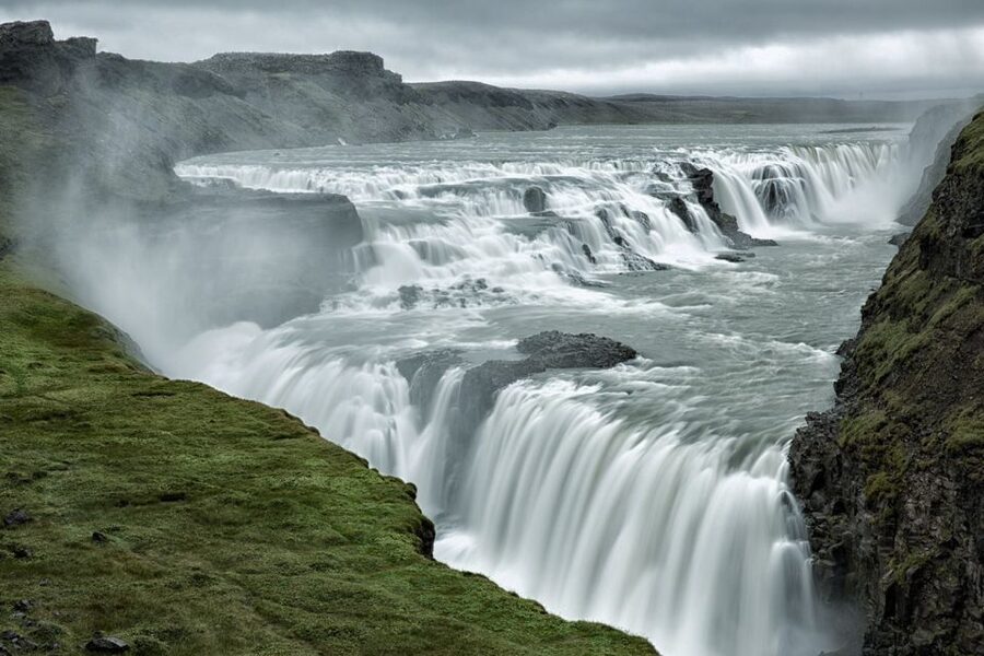 Reykjavik: Golden Circle & Northern Lights 4x4 Tour - What the 4x4, pickup, and six-person limit mean