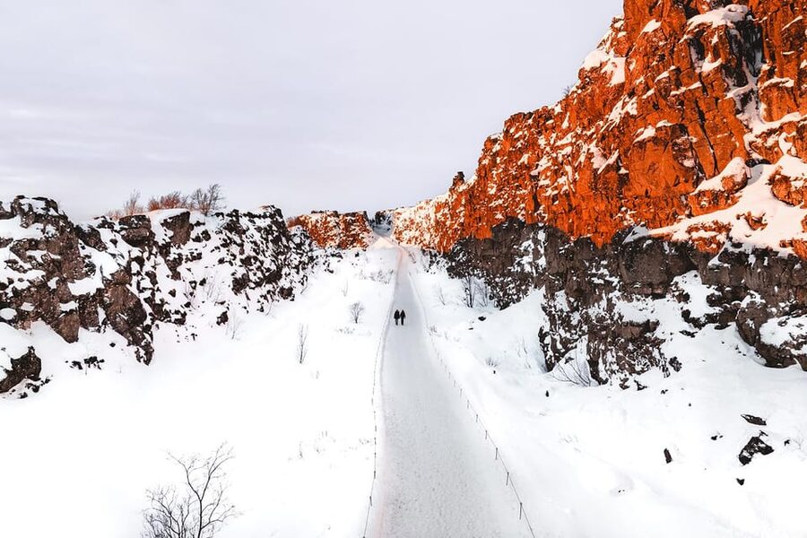 Reykjavik: Golden Circle Super Jeep Tour with Snowmobiling - Kerid crater gives the return trip a final stop