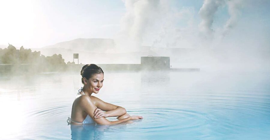 Reykjavik: Golden Circle Tour and Blue Lagoon Admission - Soaking at the Blue Lagoon