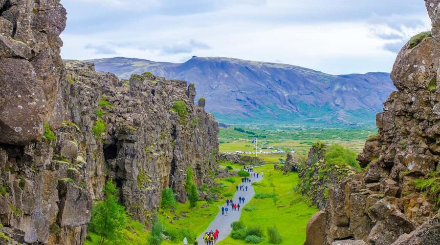 Reykjavik: Golden Circle Tour and Sky Lagoon Entry Ticket - The midday gap and the switch to Sky Lagoon
