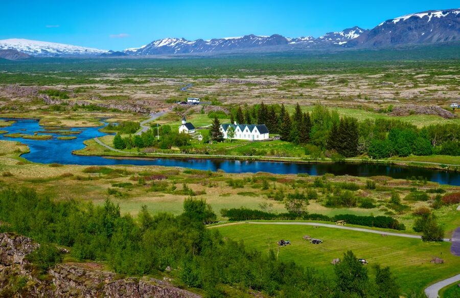 Reykjavik: Golden Circle Tour with Blue Lagoon Visit & Entry - Geysir and the short wait for Strokkur