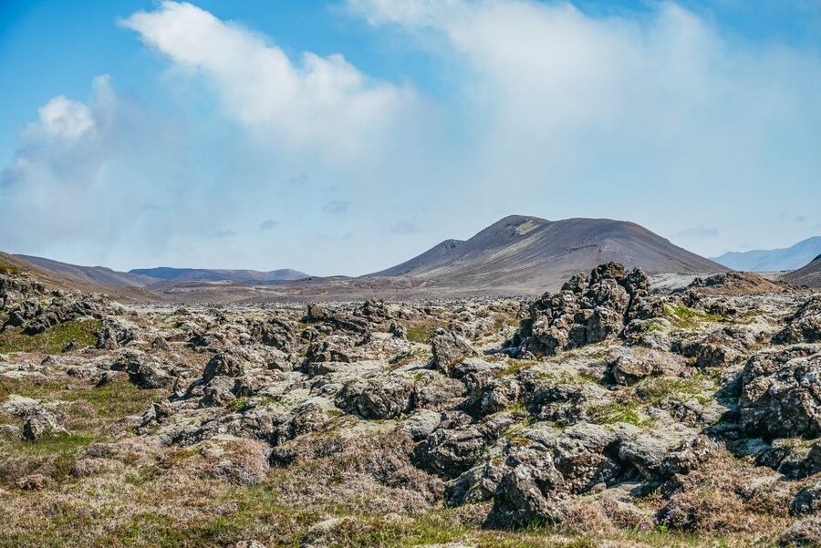 Reykjavík: Guided Afternoon Hiking Tour to New Volcano Site - Meradalir and the shape of fresh lava