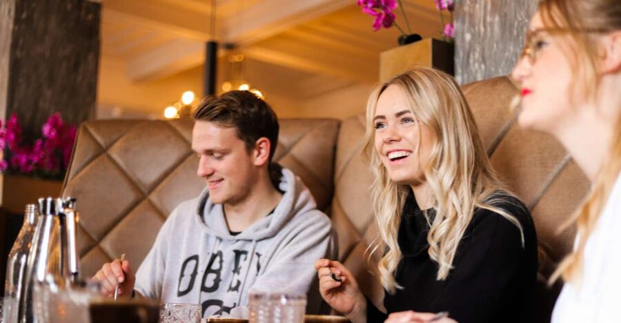 Reykjavik: Guided Foodie Walking Tour with 6 Tastings - The five-stop route through central Reykjavik