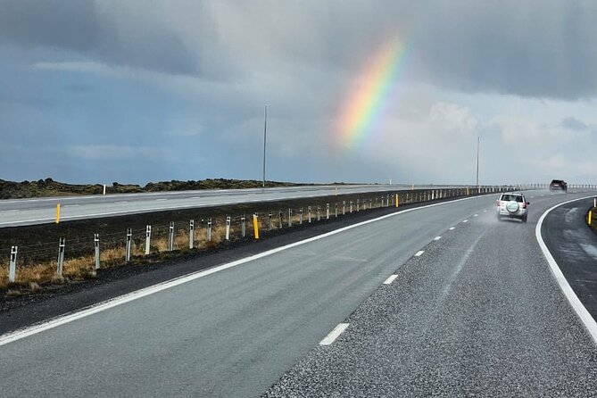 Reykjavik Iceland : Private transfer From / To KEF airport - The 45-minute road to Reykjavik