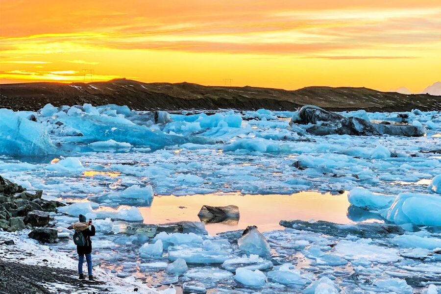 Reykjavik: Jokulsarlon Glacier Lagoon Full-Day Guided Trip - Diamond Beach and the black-sand coast