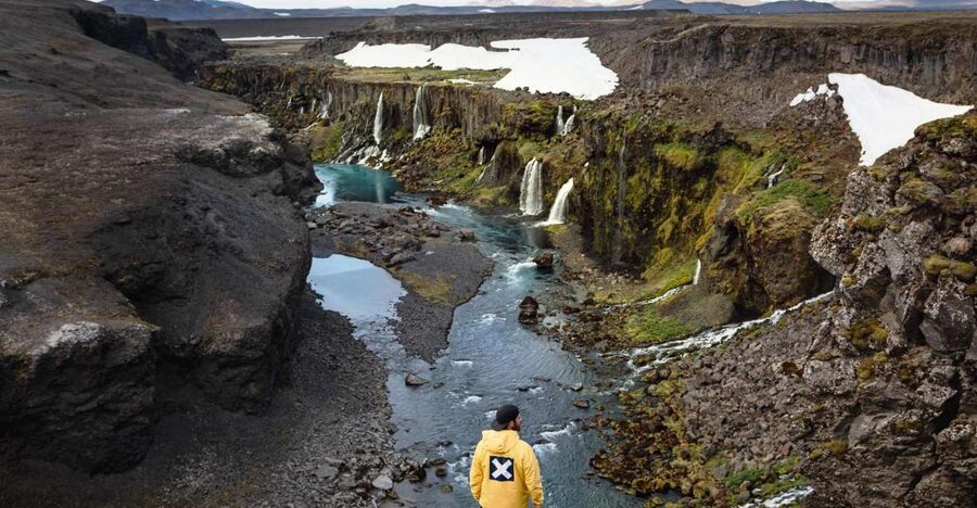Reykjavík: Landmannalaugar Hike and the Valley of Tears - Hjálparfoss, a useful first stop