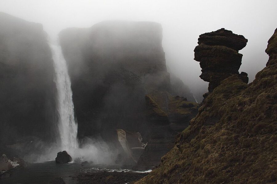 Reykjavik: Landmannalaugar Super-Jeep Tour - What the guide adds to the day