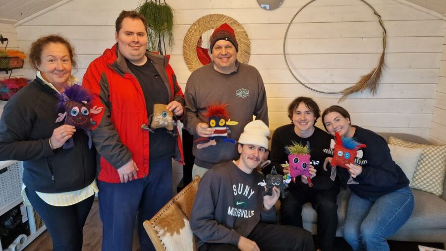 Reykjavik: Make an Icelandic Wool Monster - Who will get the most from this experience?