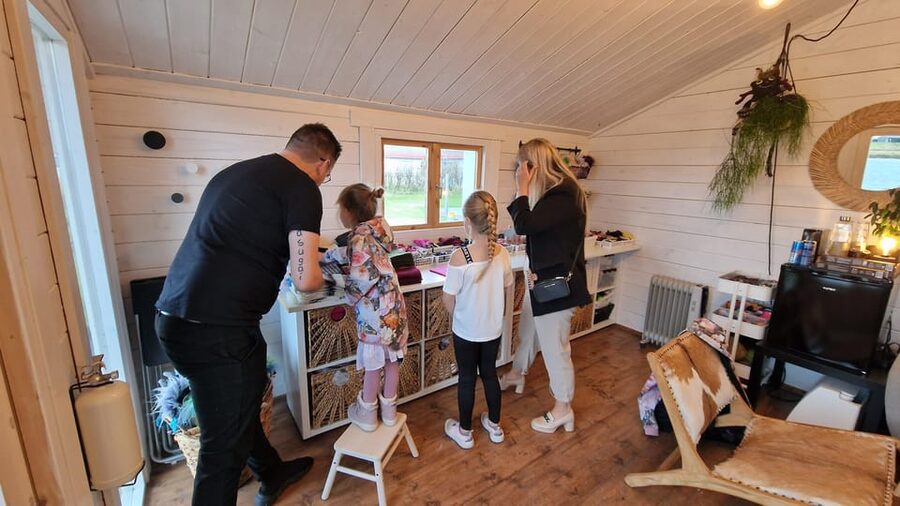 Reykjavik: Make an Icelandic Wool Monster - The best way to plan the hour