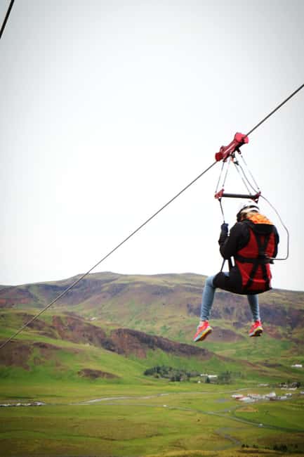 Reykjavik: Mega Zipline Adventure - Why the dual lines improve the ride