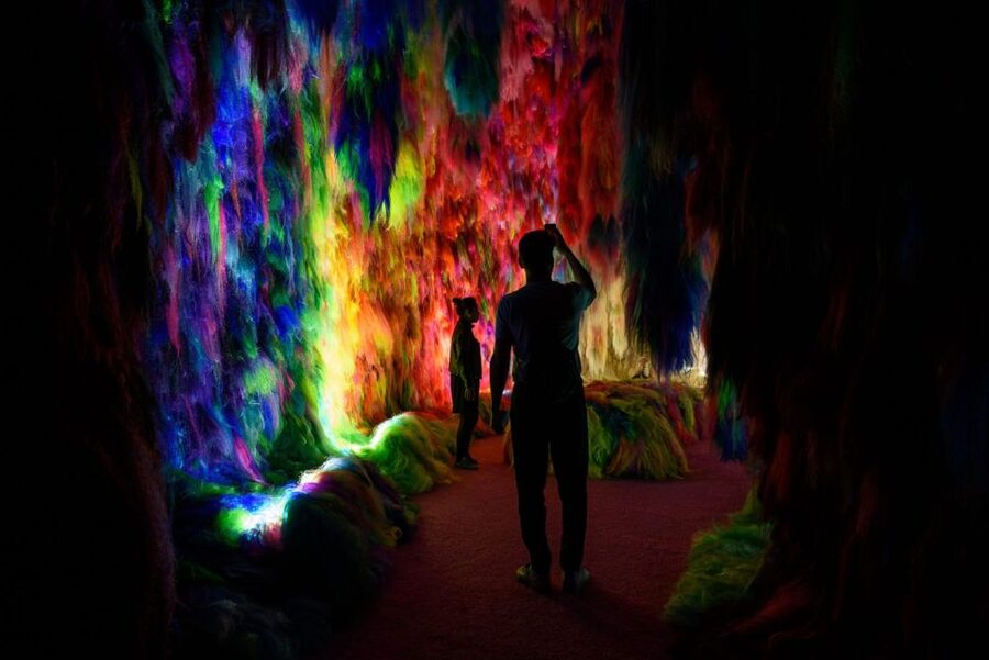 Reykjavík: Multi-Sensory Art Installation Chromo Sapiens - Cave two: sound changes the mood