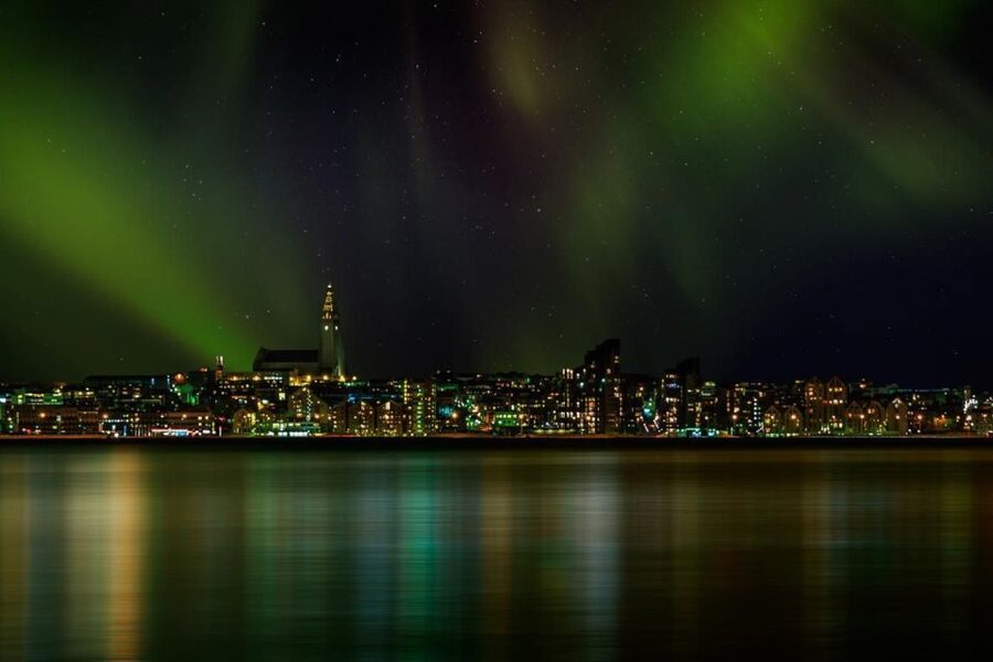 Reykjavik: Northern Lights Motor Yacht Cruise - MY Harpa and MY Amelia Rose