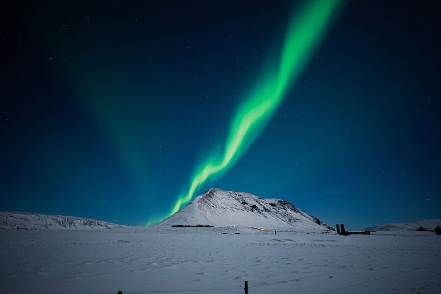 Reykjavik: Northern Lights Tour with Private Photographer - What the night can really deliver