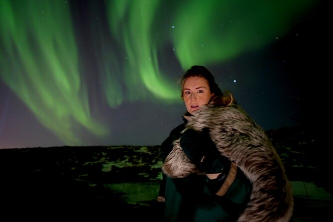 Reykjavik Northern Lights Tour with Pro Aurora Photos Small Group - The aurora may look different to your eyes and camera