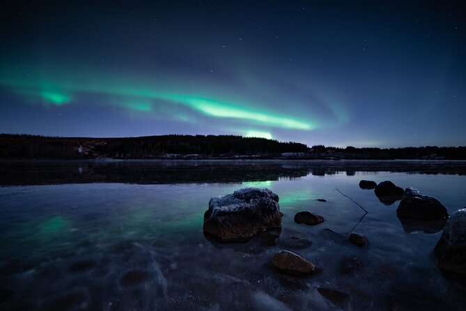 Reykjavik Northern Lights Tour with Professional Photographer - Taking home real northern lights photographs