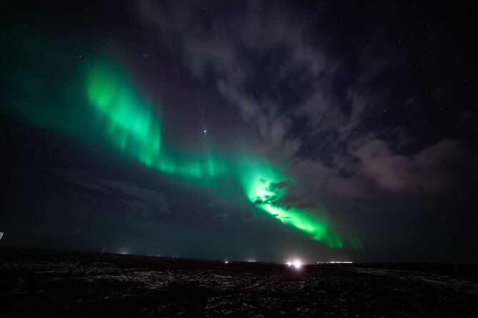 Reykjavik Northern Lights Tour with Professional Photographer - What Devin adds to the evening