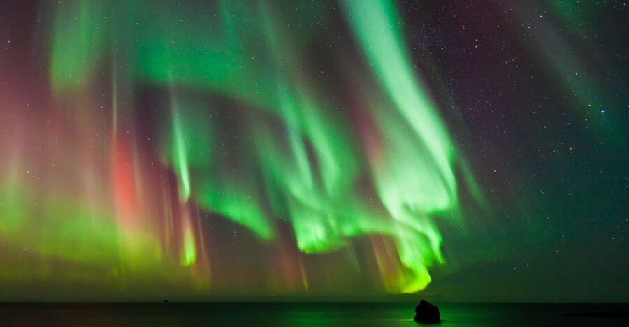 Reykjavik: Premium Northern Lights Tour with Free Photos - The Northern Lights Are the Main Event, Not a Promise