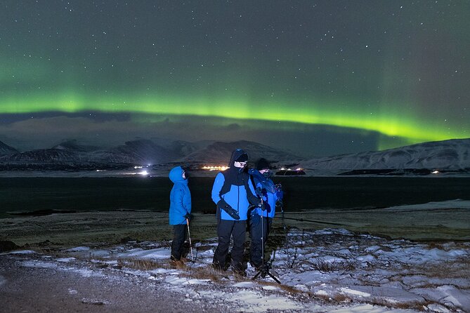 Reykjavik Private Northern Lights Tour with Pro Photographer - Hot chocolate, stars, and the human side of the evening