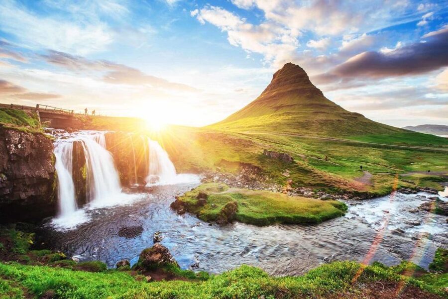 Reykjavik: Private Snaefellsnes and Kirkjufell Jeep Tour - Volcano craters, black beaches, and lighthouses keep the route varied
