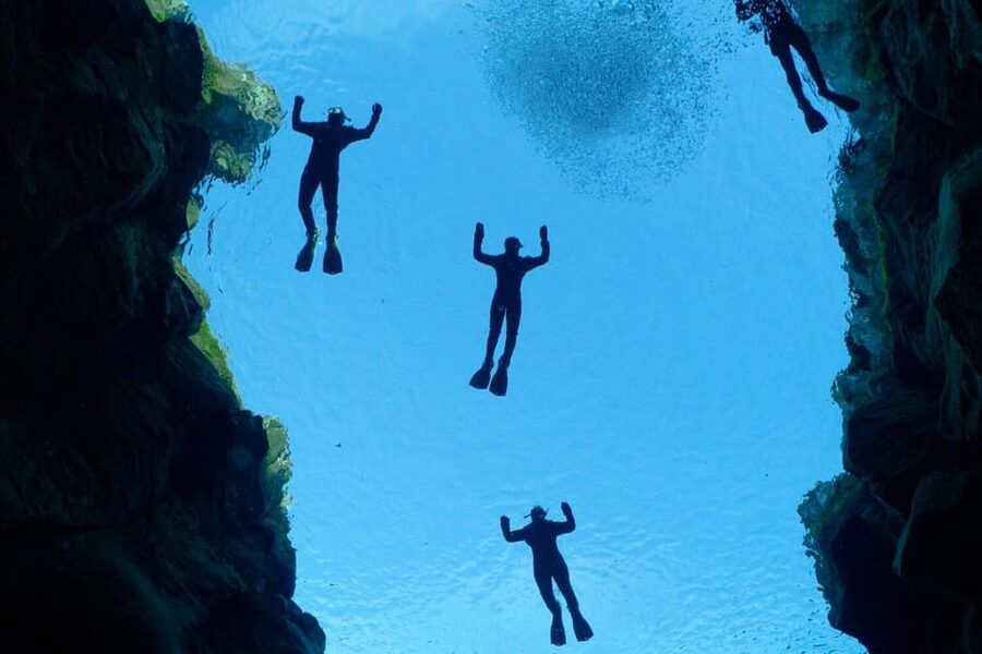 Reykjavík: Silfra Fissure Snorkeling between Two Continents - From Reykjavík to Thingvellir in under an hour