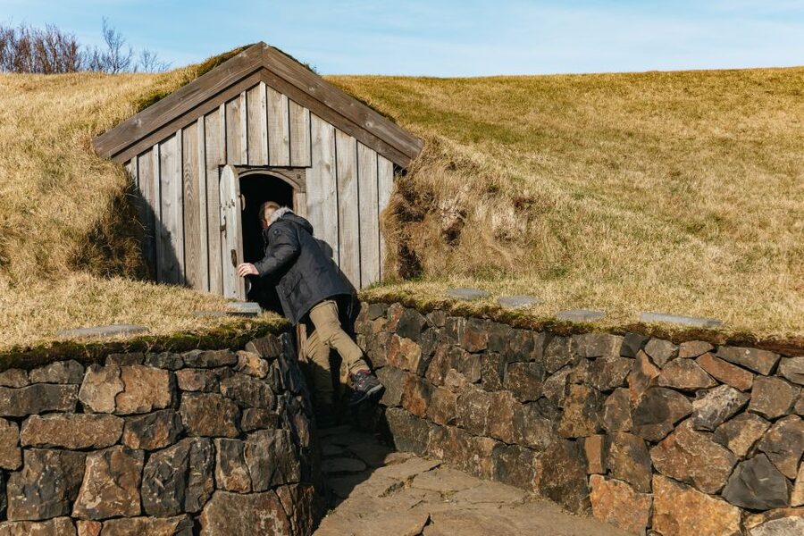 Reykjavik: Silver Circle Tour, Canyon Ride, & Thermal Baths - Husafell, turf houses, and a famous stone