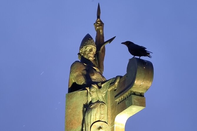 Reykjavík Small group Walking Tour - by CityWalk - The guide can make this a memorable introduction