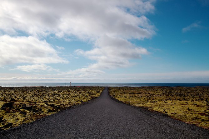 Reykjavik: Snaefellsnes National Park Small Group Trip - The 8:00 a.m. start and the ride west