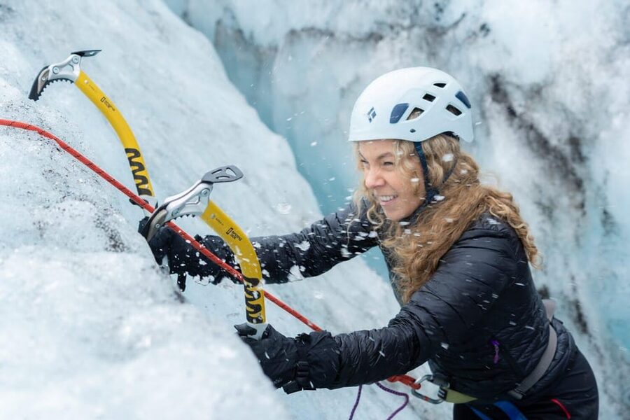 Reykjavík: Sólheimajökull Glacier Hike & Ice Climbing Intro - Key points at a glance