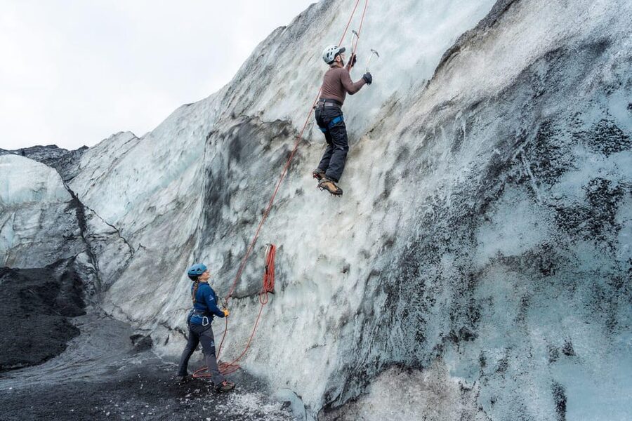 Reykjavík: Sólheimajökull Glacier Hike & Ice Climbing Intro - How hard is the hike?