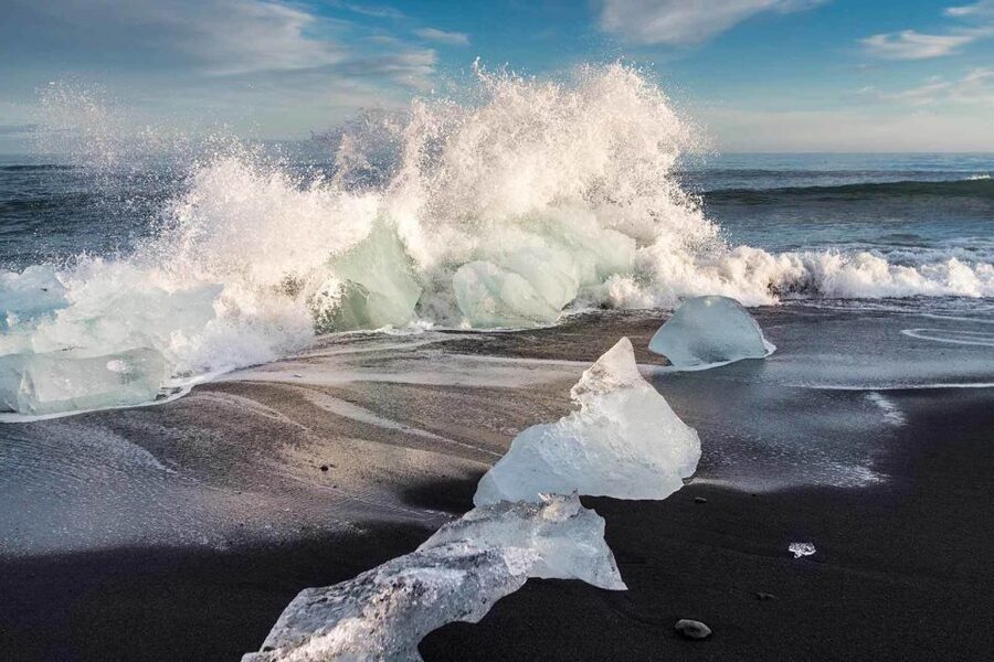 Reykjavik: South Coast, Diamond Beach, and Jökulsárlón Tour - What the bus ride is really like