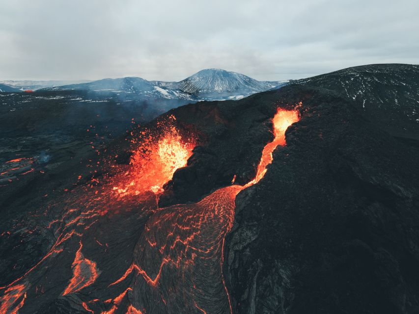 Reykjavík: Volcano Eruption Site and Reykjanes Hiking Tour - Seltún shows Iceland’s heat at work