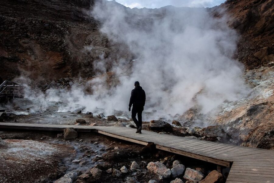 Reykjavík: Volcano Eruption Site and Reykjanes Hiking Tour - The Bridge Between Continents makes geology easy to picture