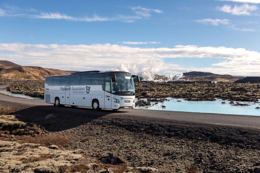 Reykjavík: Volcano Hike, Visit Grindavík and Blue Lagoon - What to pack for this specific outing