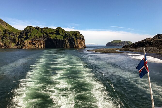 Reykjavik - Westman Islands (Bus transfer to Landeyjahöfn) - About two hours to Landeyjahöfn harbor