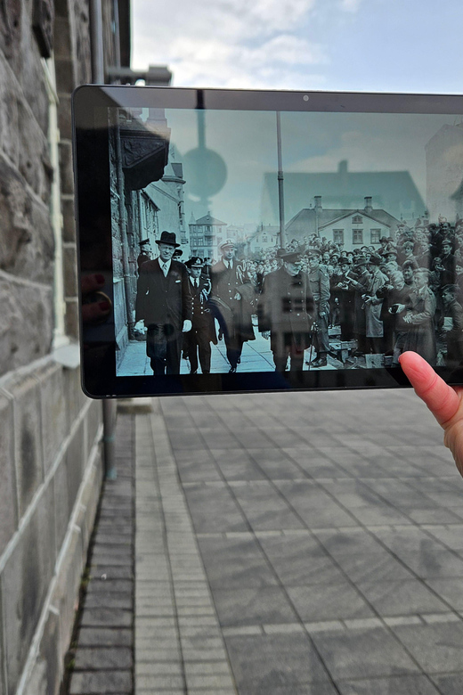 Reykjavik: World War II Walking tour around the city centre - British occupation, American influence, and daily life
