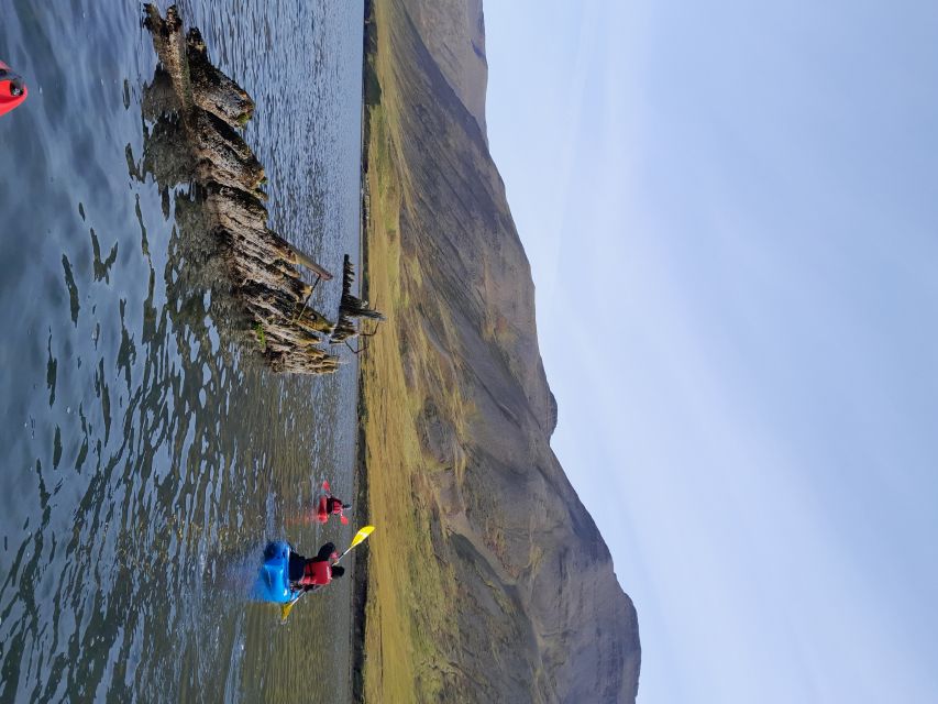 Siglufjörður / Siglufjordur: Guided kayak tour. - What the small group changes