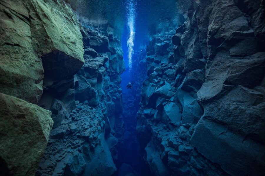 Silfra: Diving Between Tectonic Plates - What the $289 price really covers