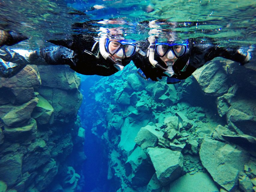 Silfra: Half-Day Snorkeling Day Trip with Underwater Photos - Is $140 a fair price?