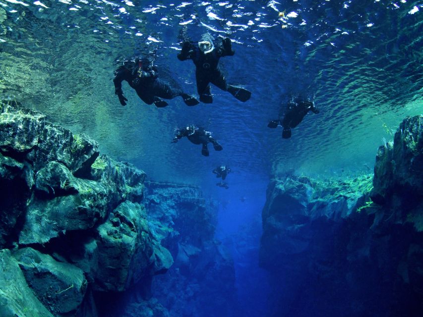 Silfra: Snorkeling Tour Between Tectonic Plates - Is Silfra good for you?