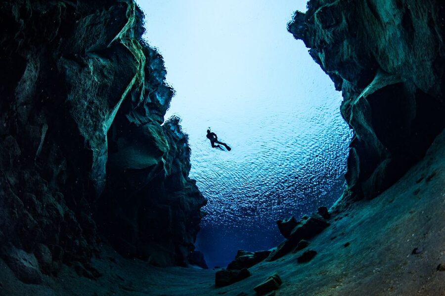 Silfra: Snorkeling Tour Between Tectonic Plates - Warming up after the snorkel