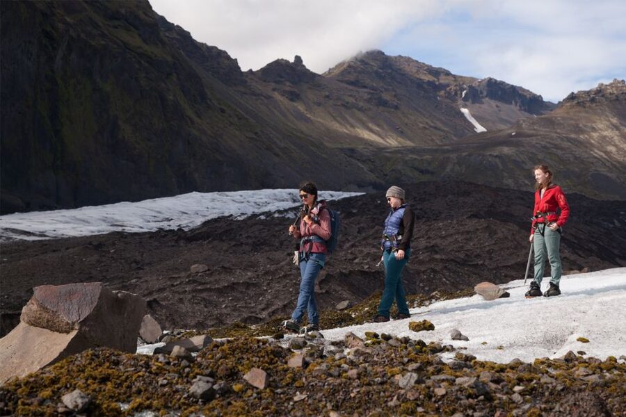 Skaftafell: Extra-Small Group Glacier Hike - Who should book this experience?