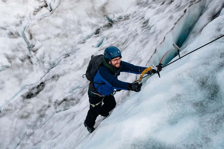 Skaftafell: Glacier Hike & Ice Climbing Adventure - Walking onto Vatnajökull