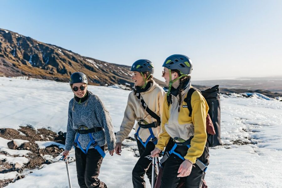 Skaftafell National Park: Falljokull Glacier Easy Hike - Weather, clothing, and comfort