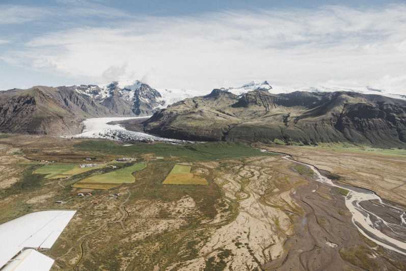 Skaftafell Nature Reserve: Highlights Scenic Airplane Tour - Glaciers from a useful distance